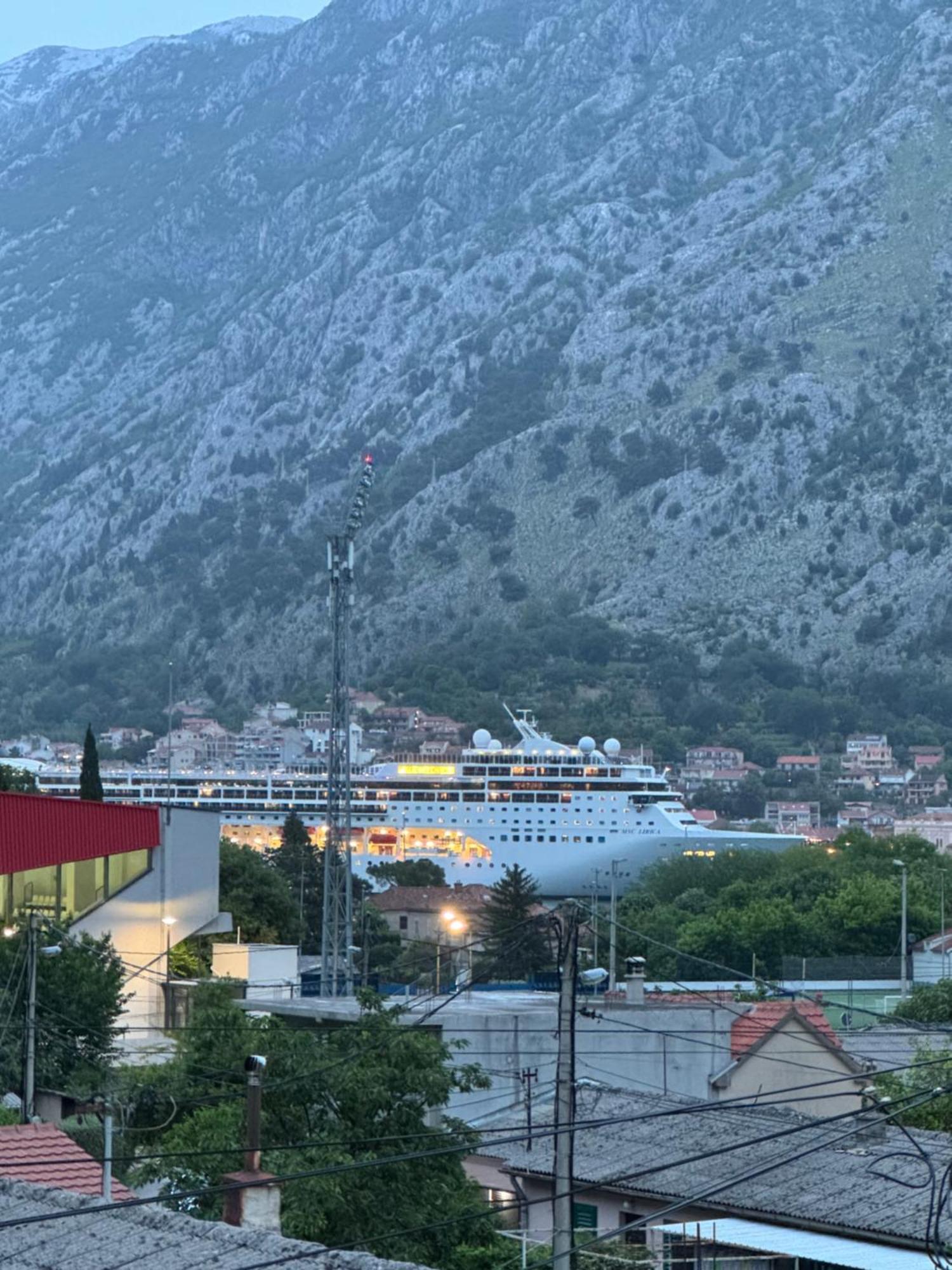 The Right Choice Apartment Kotor Exterior foto